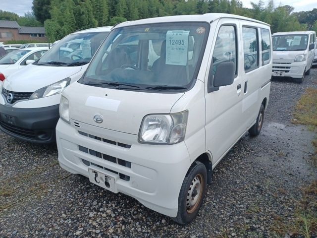 12495 Daihatsu Hijet van S321V 2015 г. (LUM Tokyo Nyusatsu)